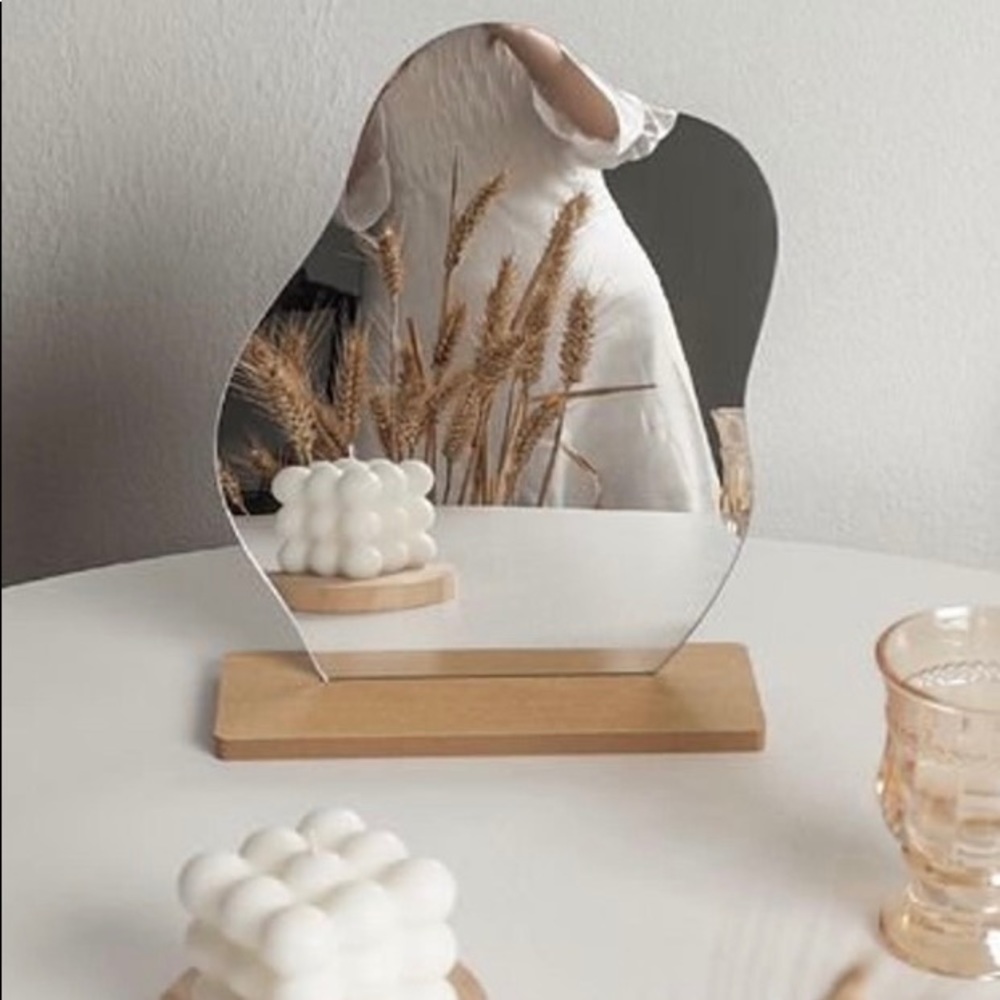 NEW! Irregular/curvy vanity makeup mirror